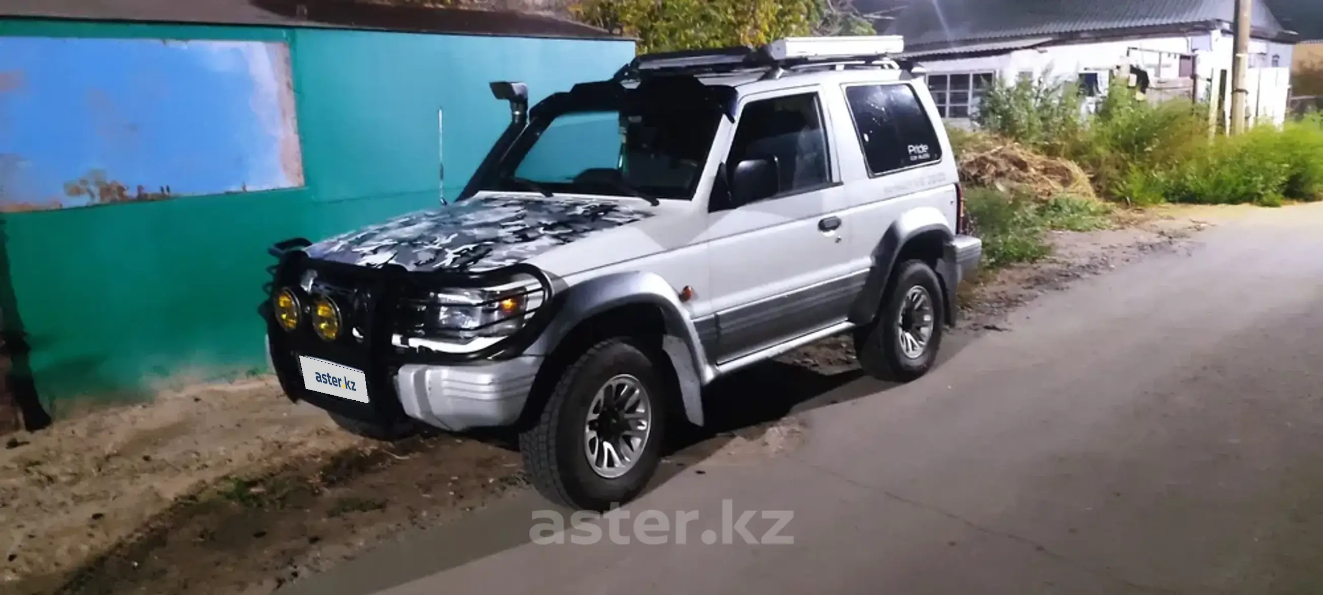 Mitsubishi Pajero 1991