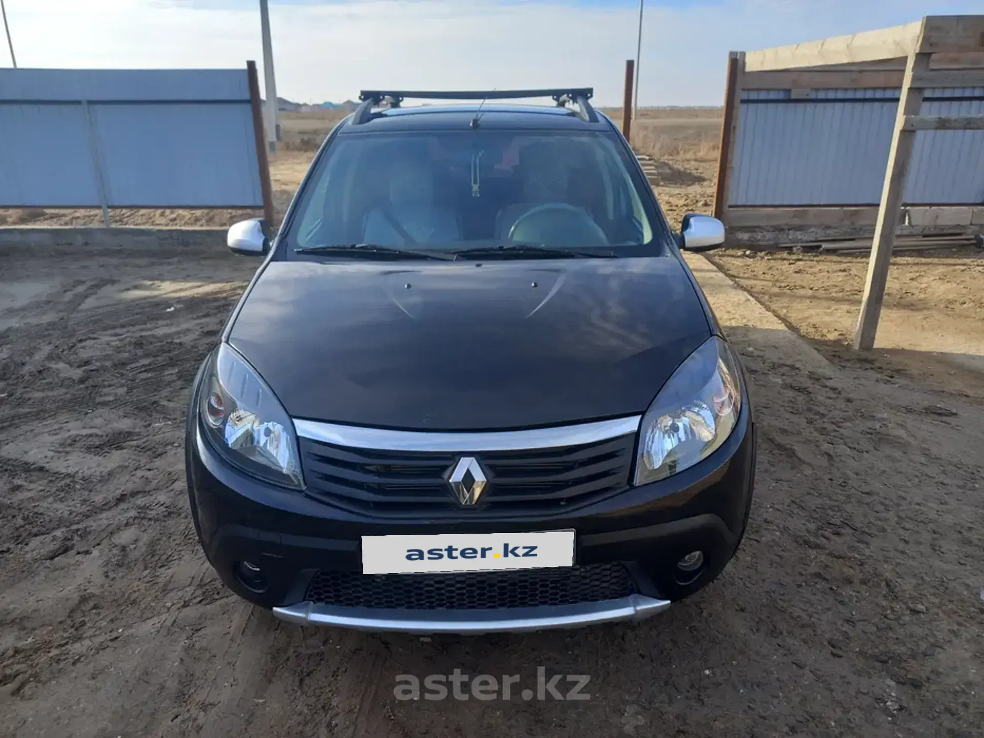 Renault Sandero 2012