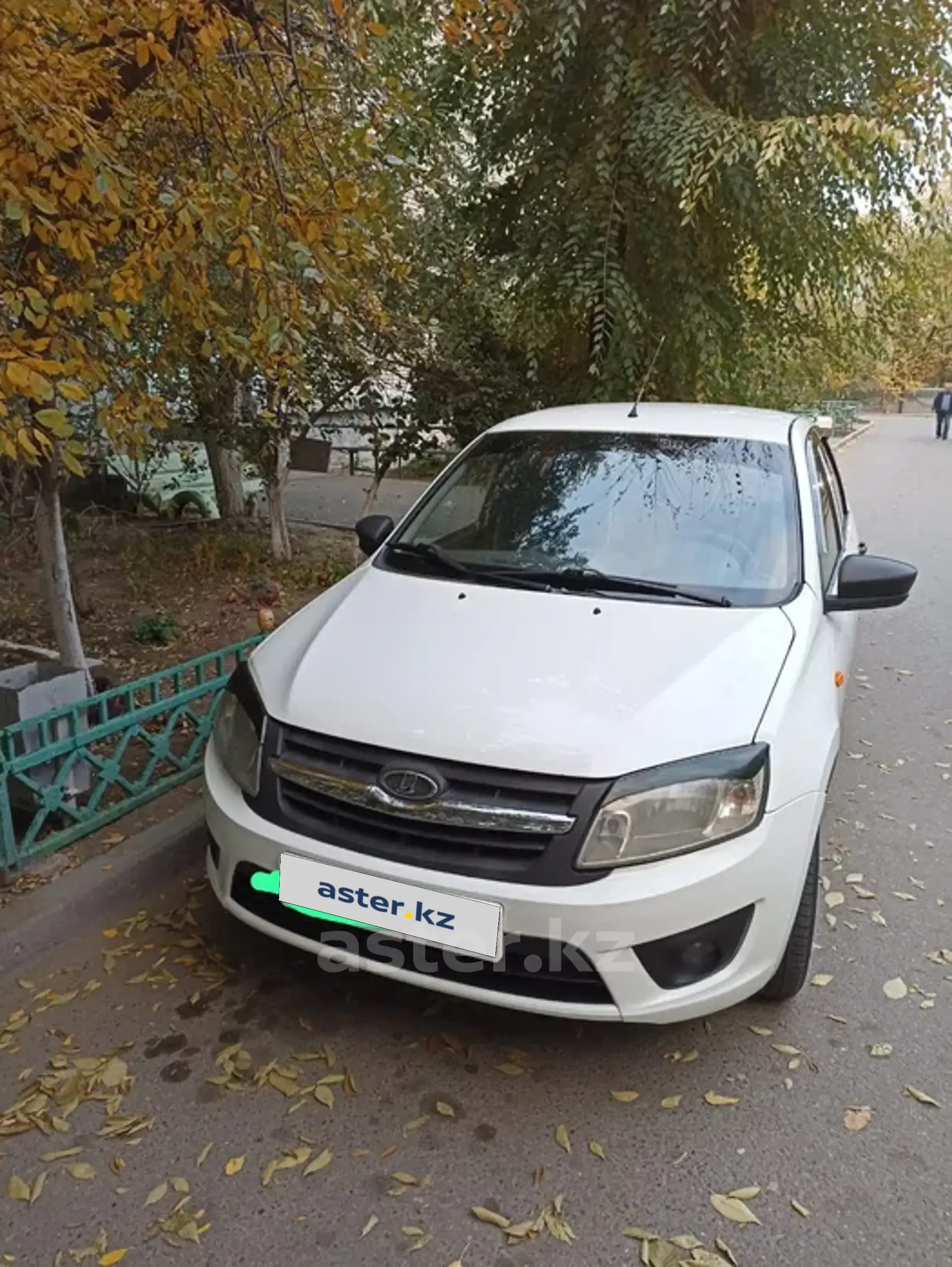 LADA (ВАЗ) Granta 2015