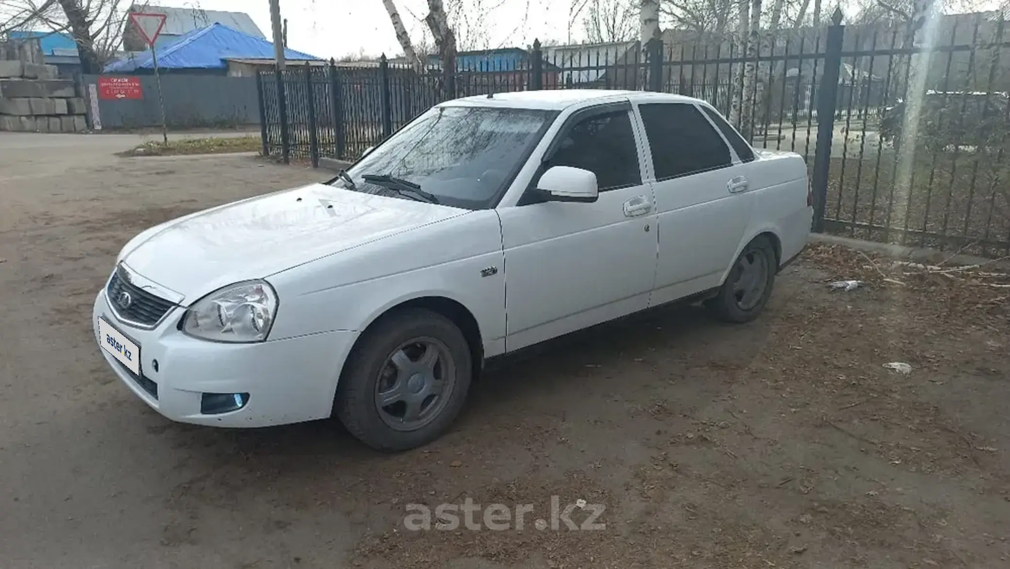 LADA (ВАЗ) Priora 2013