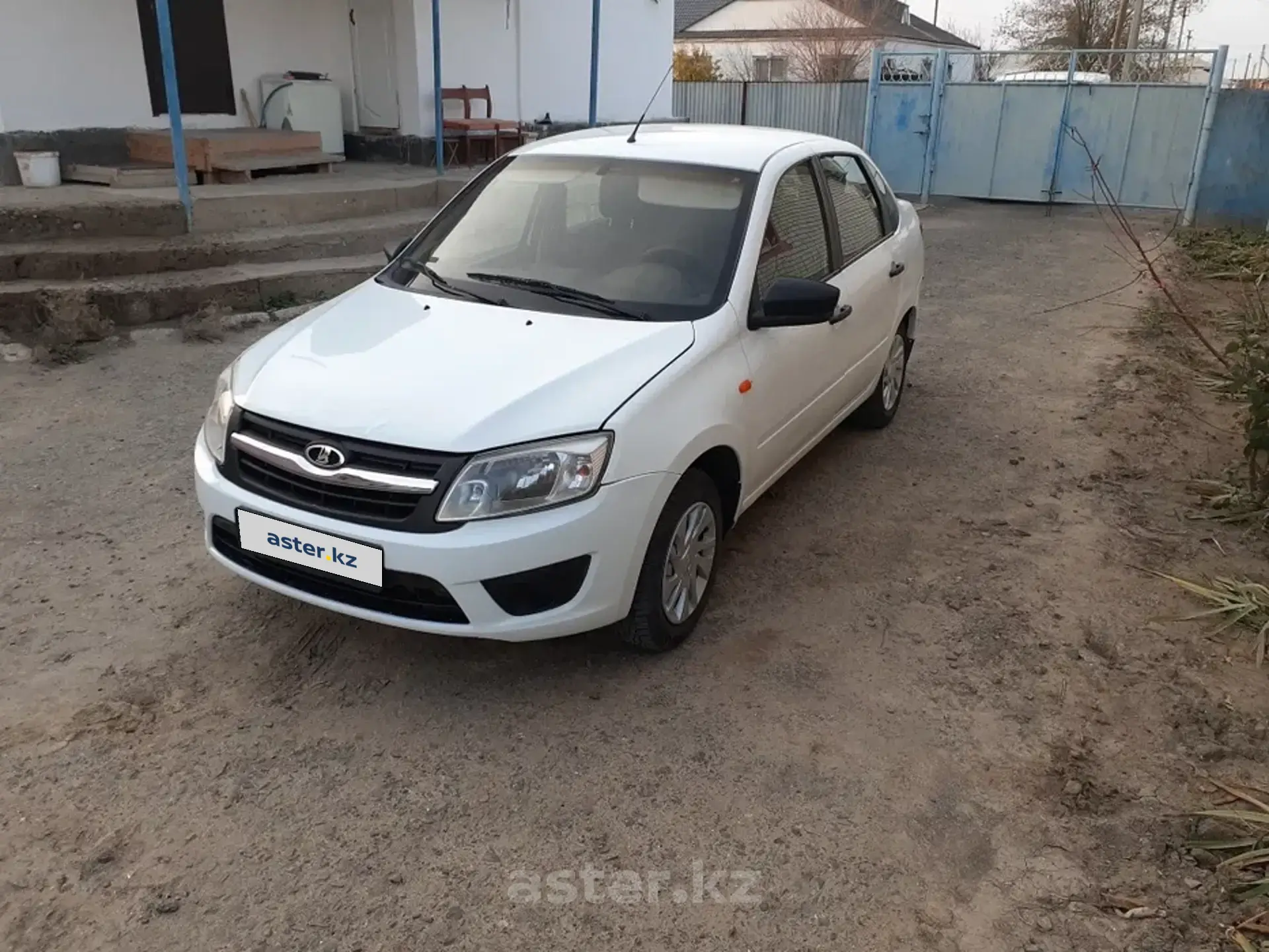 LADA (ВАЗ) Granta 2016