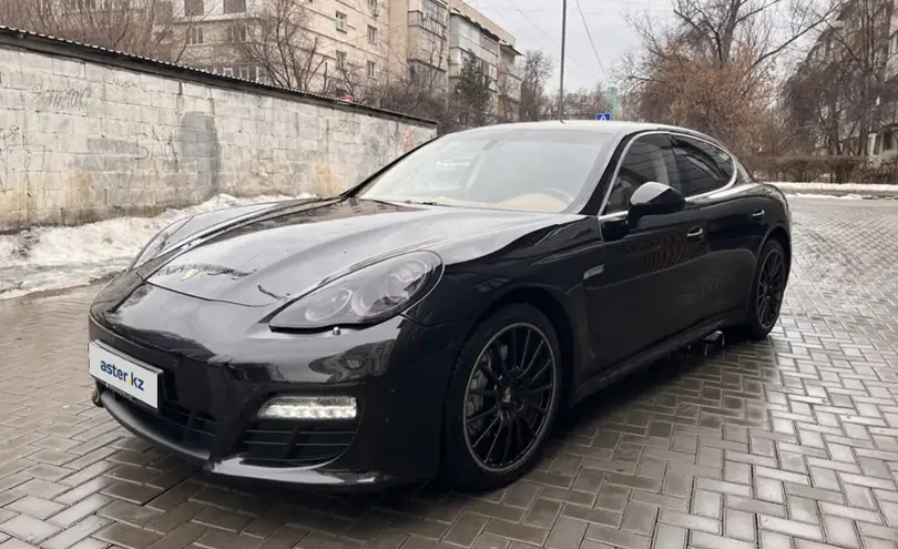 Porsche panamera черный. Черный панамера текст. Порше панамера 2014 черный. Porsche panamera 2015 черные диски. Porsche panamera 2020 black.