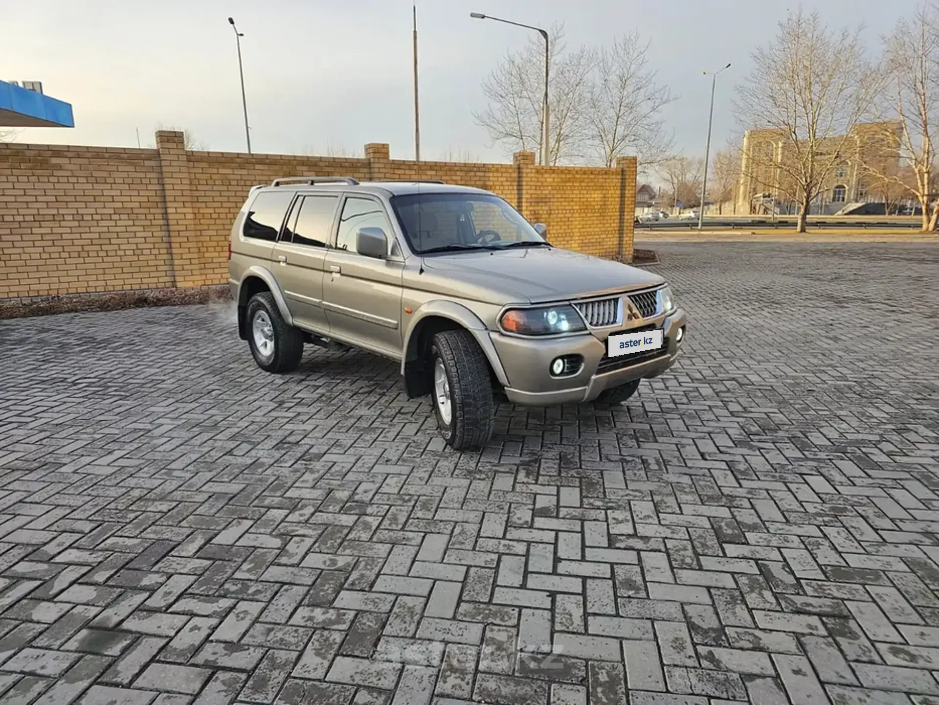 Mitsubishi Montero Sport 2005