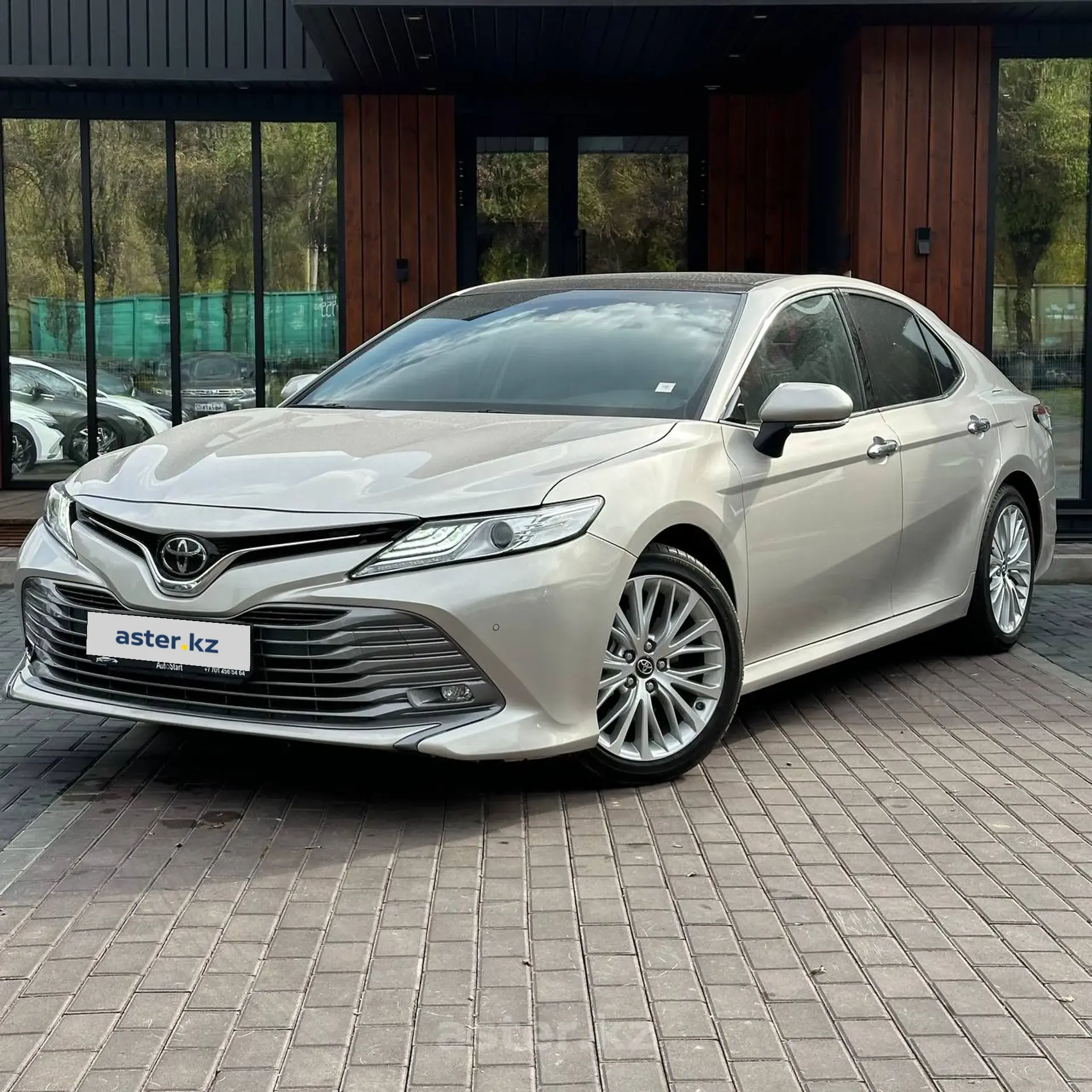 Toyota Camry 2021