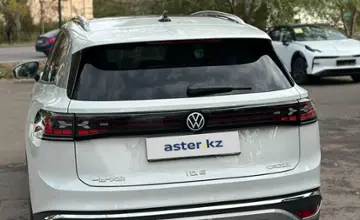 Volkswagen ID.6 2023 года за 17 300 000 тг. в Алматы