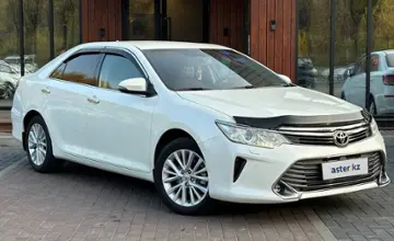 Toyota Camry 2014 года за 12 490 000 тг. в Алматы фото 3