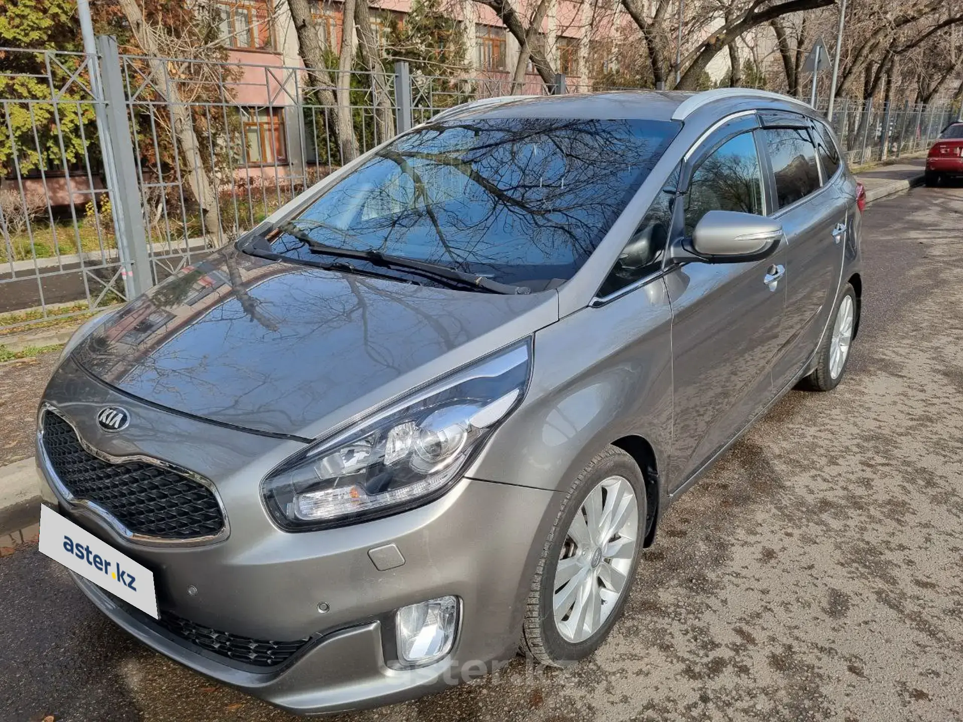 Kia Carens 2014