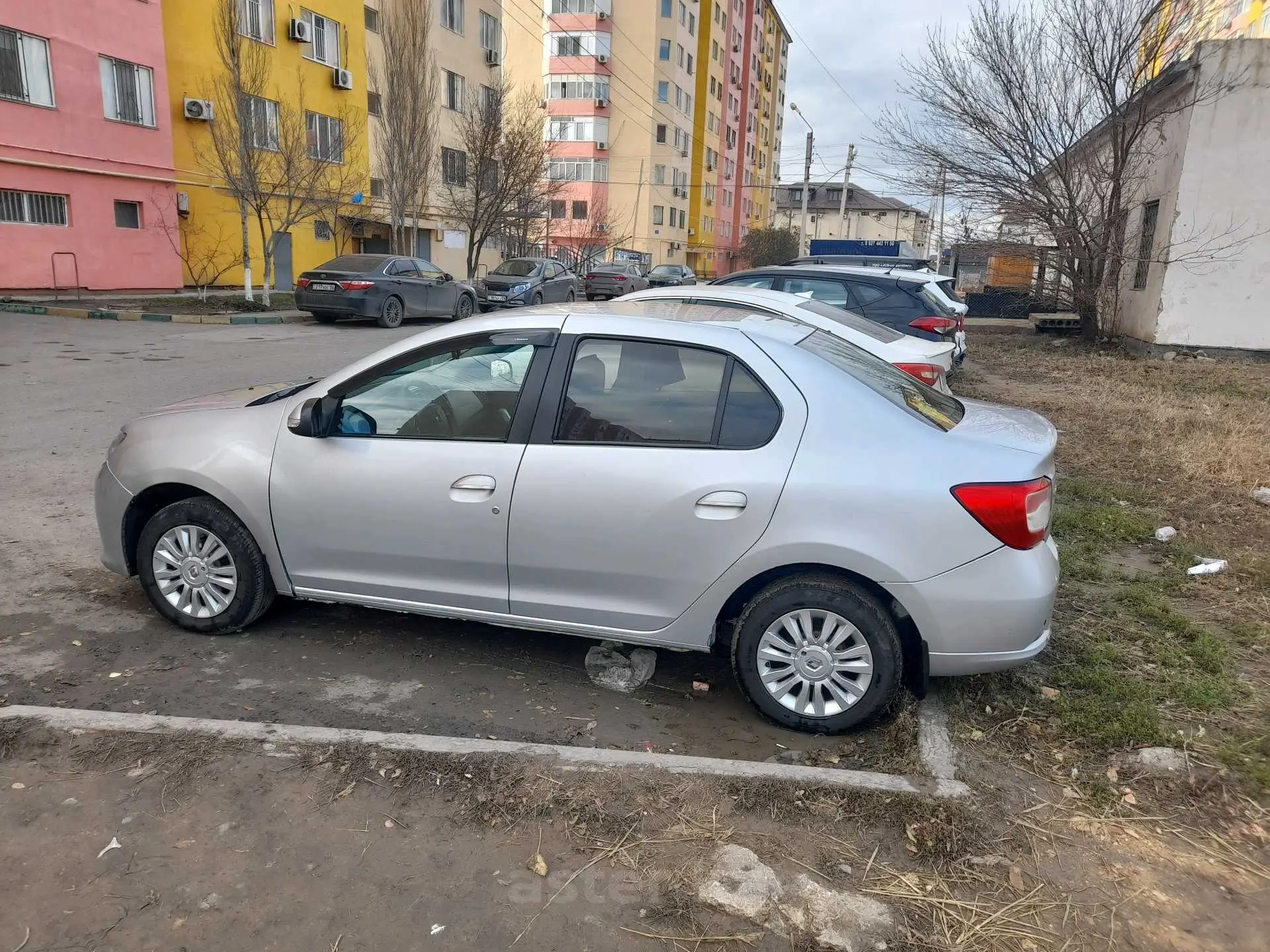 Renault Logan 2014