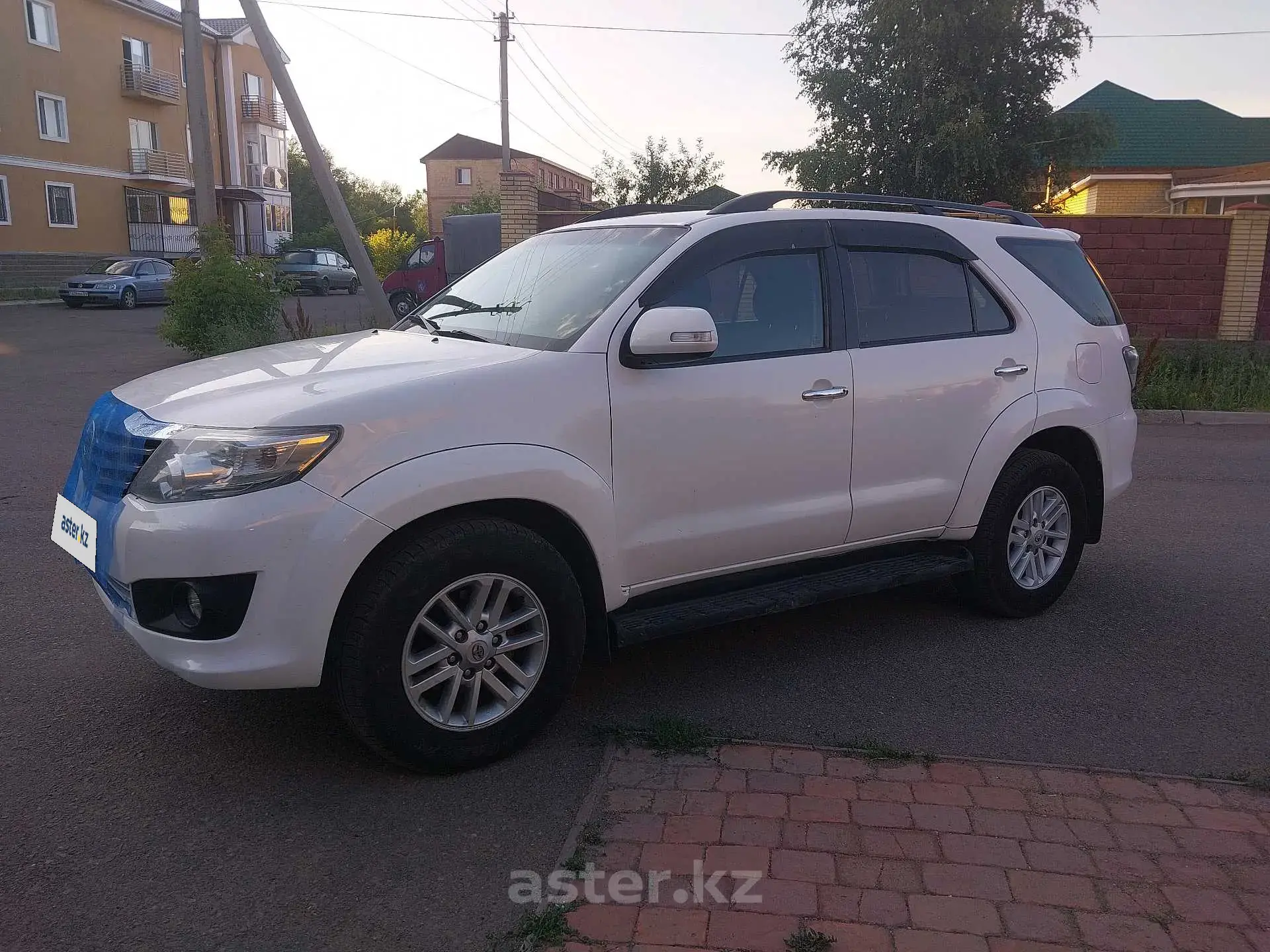 Toyota Fortuner 2014