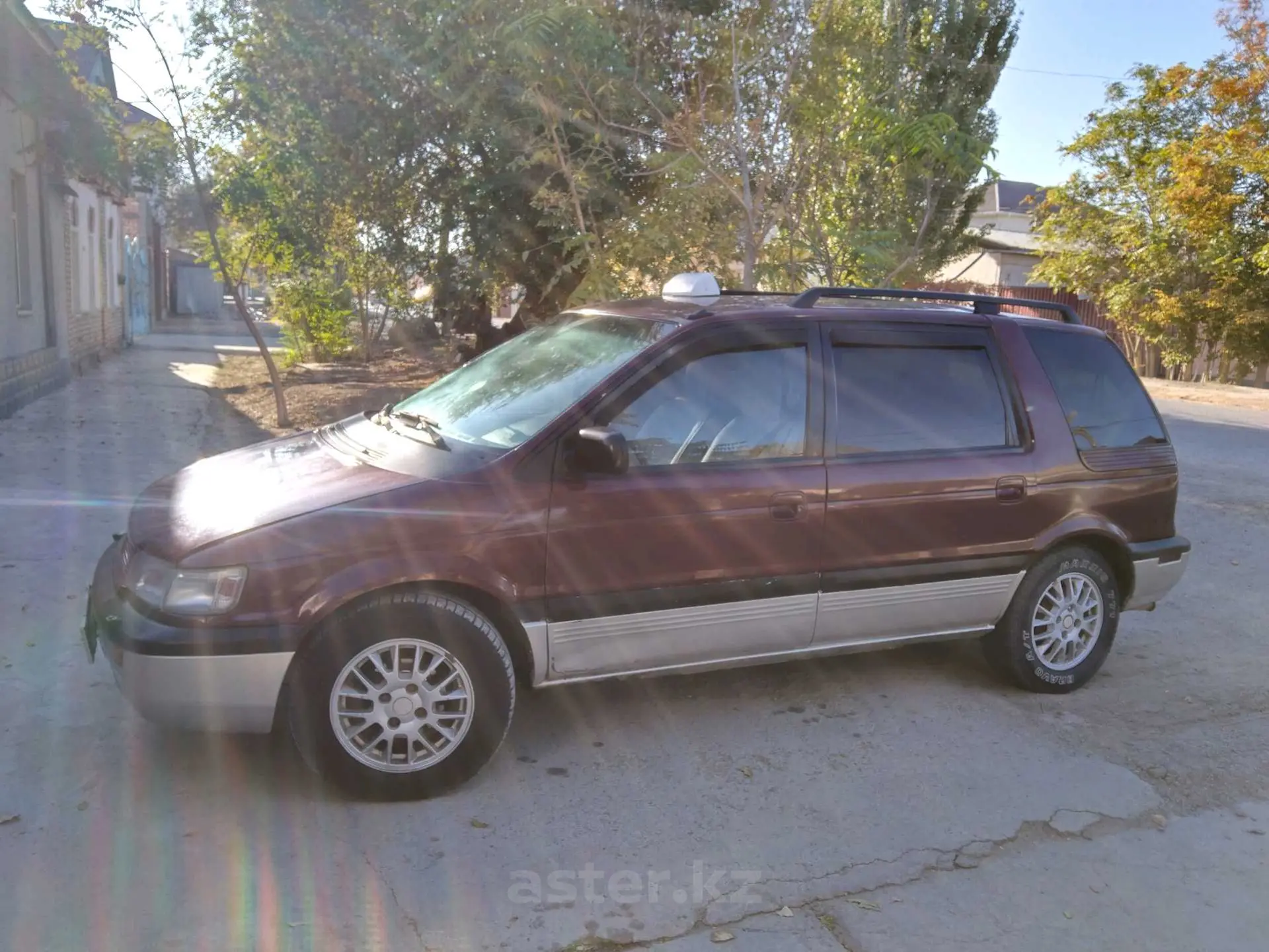 Mitsubishi Space Wagon 1995