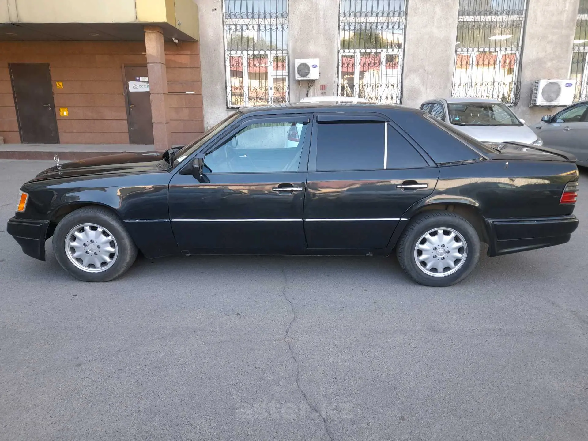 Mercedes-Benz E-Класс 1995