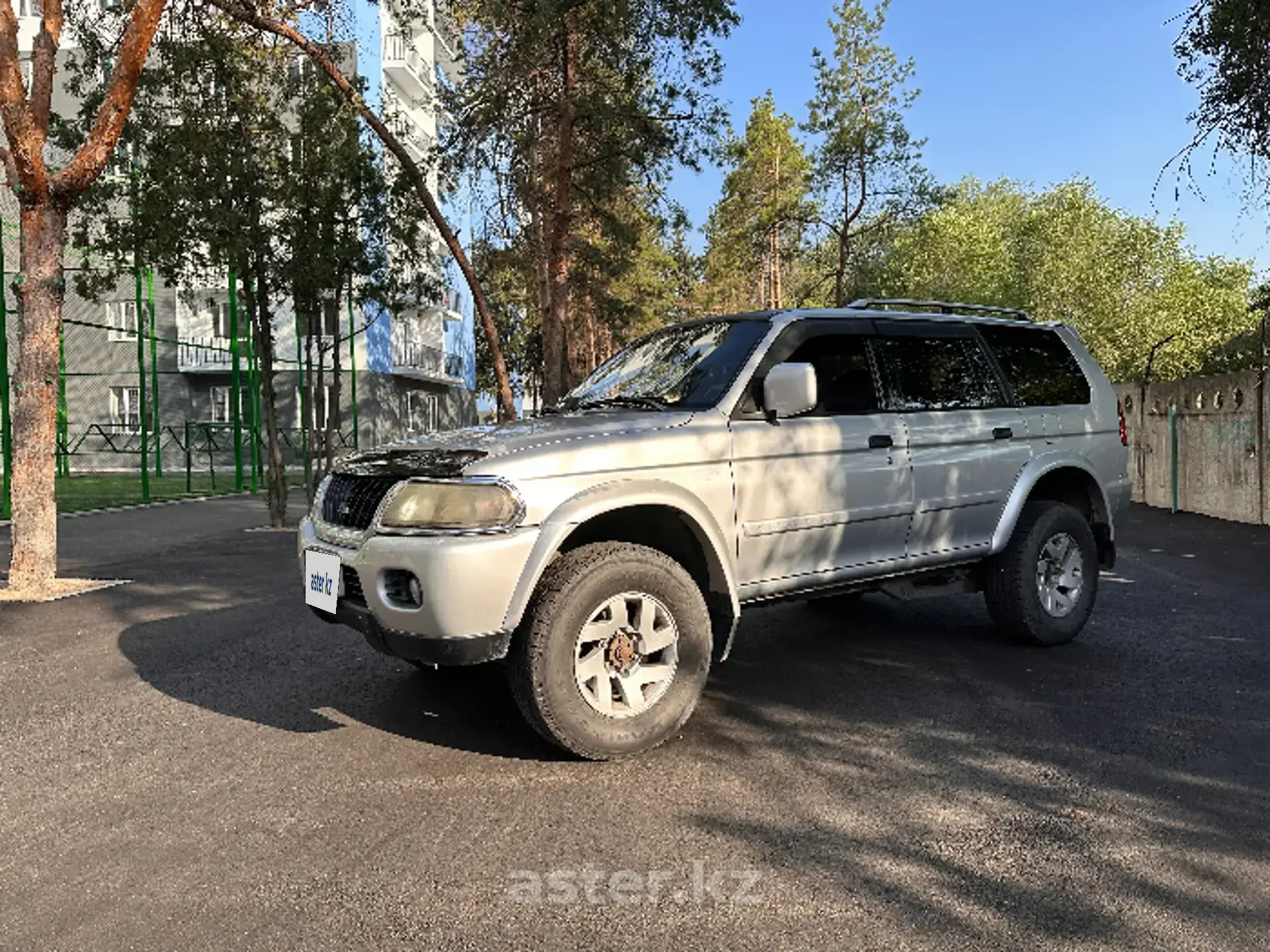 Mitsubishi Montero Sport 2002