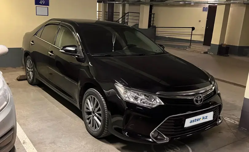 Toyota Camry 2016 года за 12 800 000 тг. в Астана