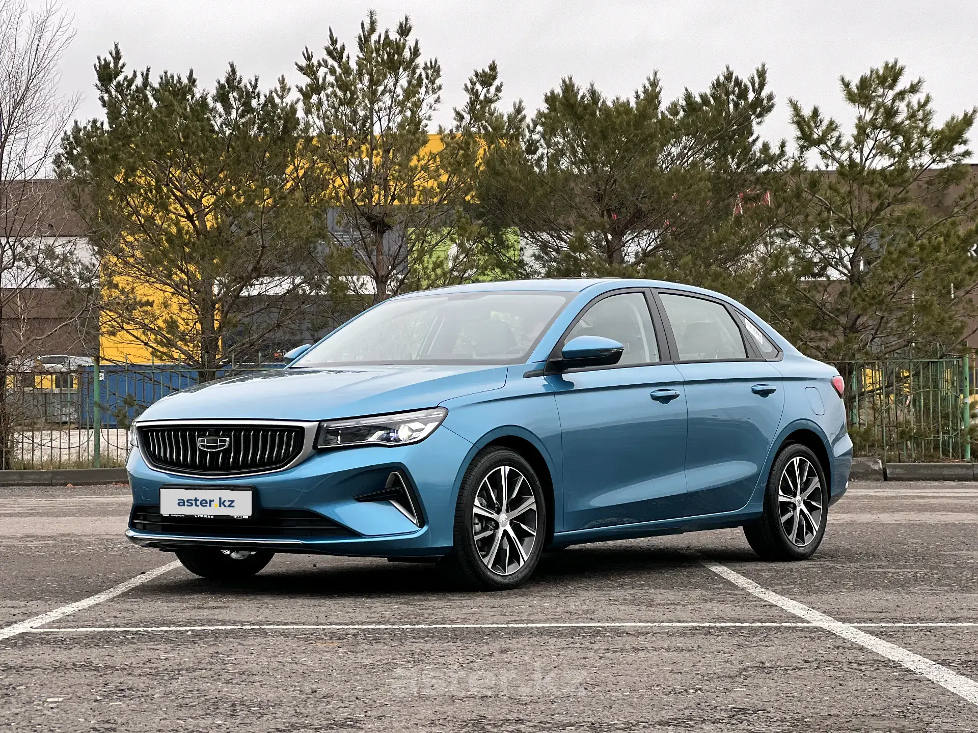 Geely Emgrand 2023