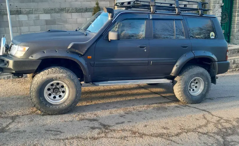 Nissan Patrol 2002 года за 9 000 000 тг. в Алматы
