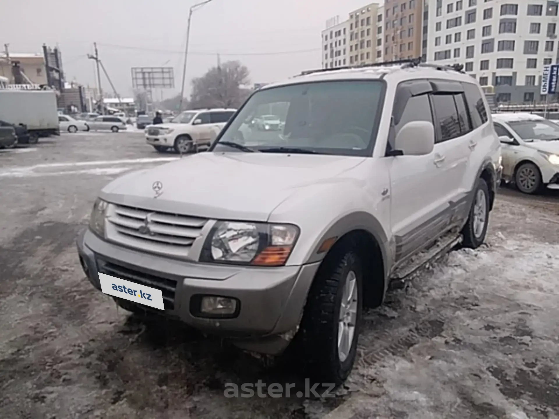 Mitsubishi Montero 2002