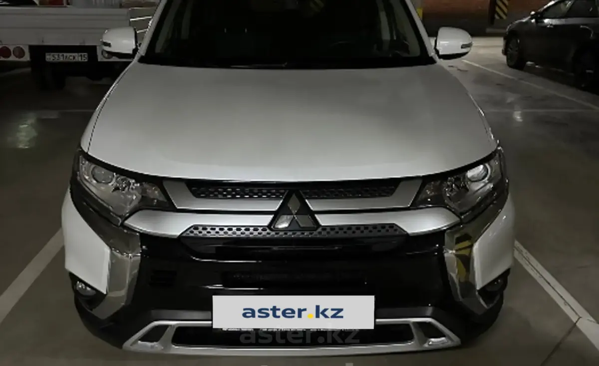 Купить Mitsubishi Outlander 2020 года в Астане, цена 12000000 тенге. Продажа  Mitsubishi Outlander в Астане - Aster.kz. №c973027