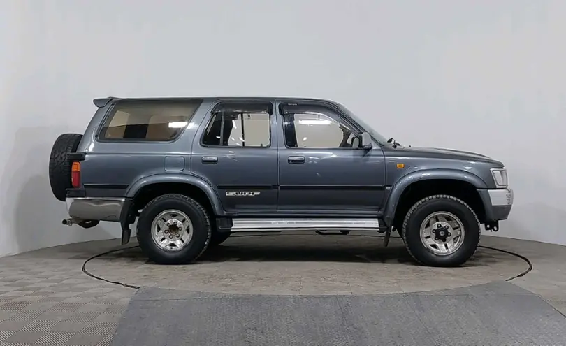 Toyota хайлюкс сурф. Toyota hilux surf 2000. Toyota hilux surf 1986. Toyota hilux surf iii рестайлинг. Тойота сурф 1997.