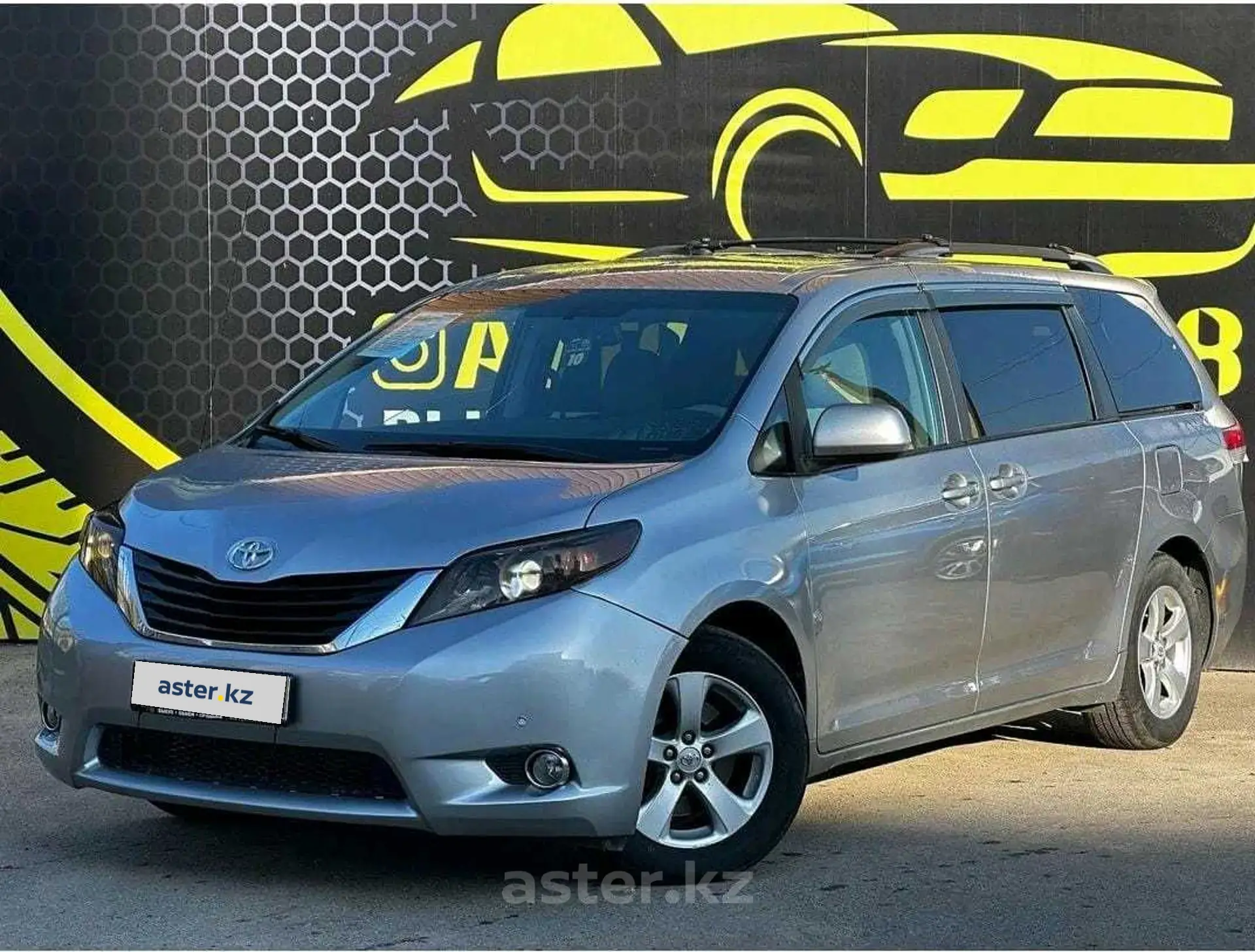 Toyota Sienna 2011