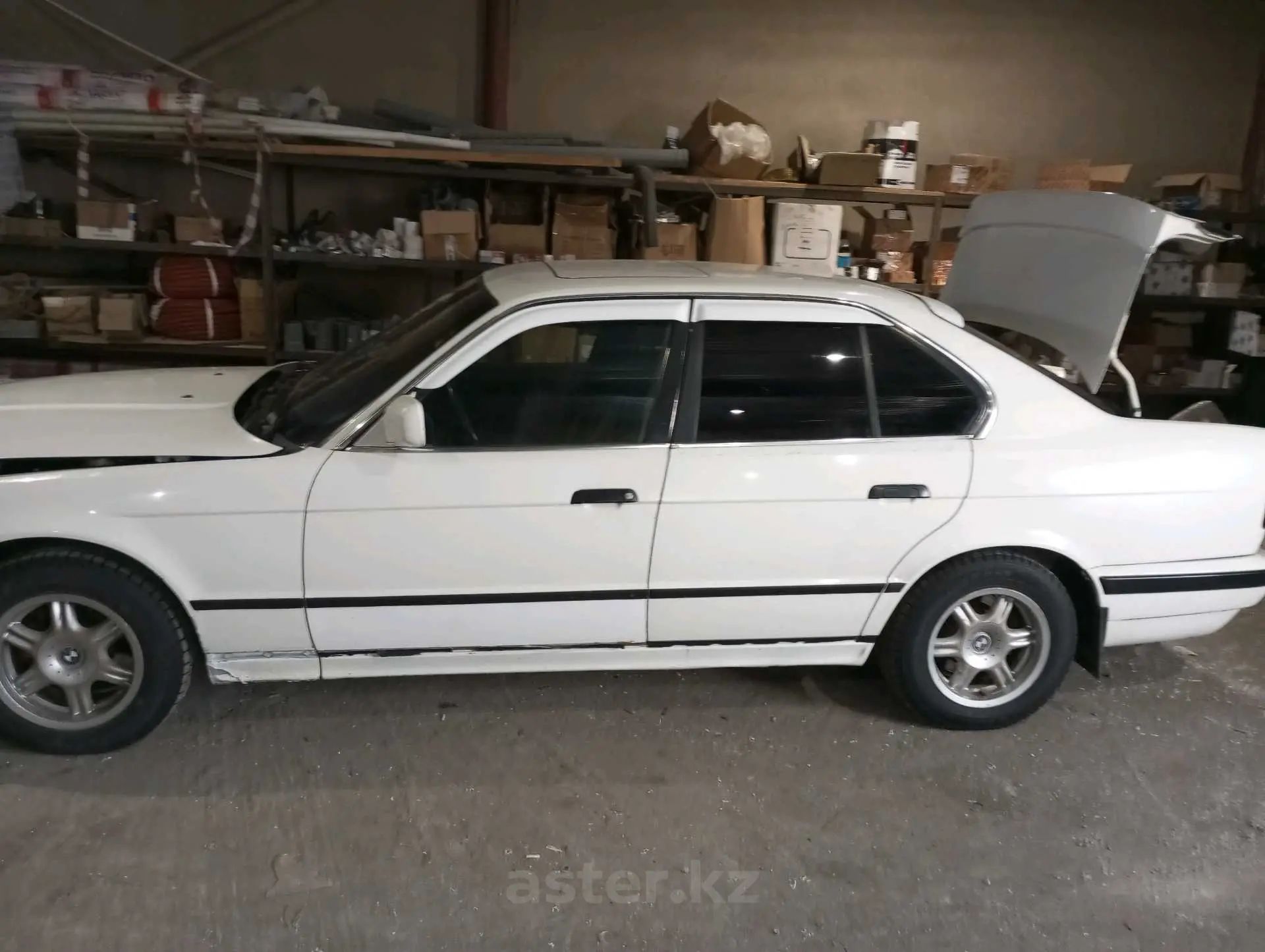 BMW 5 серии 1990