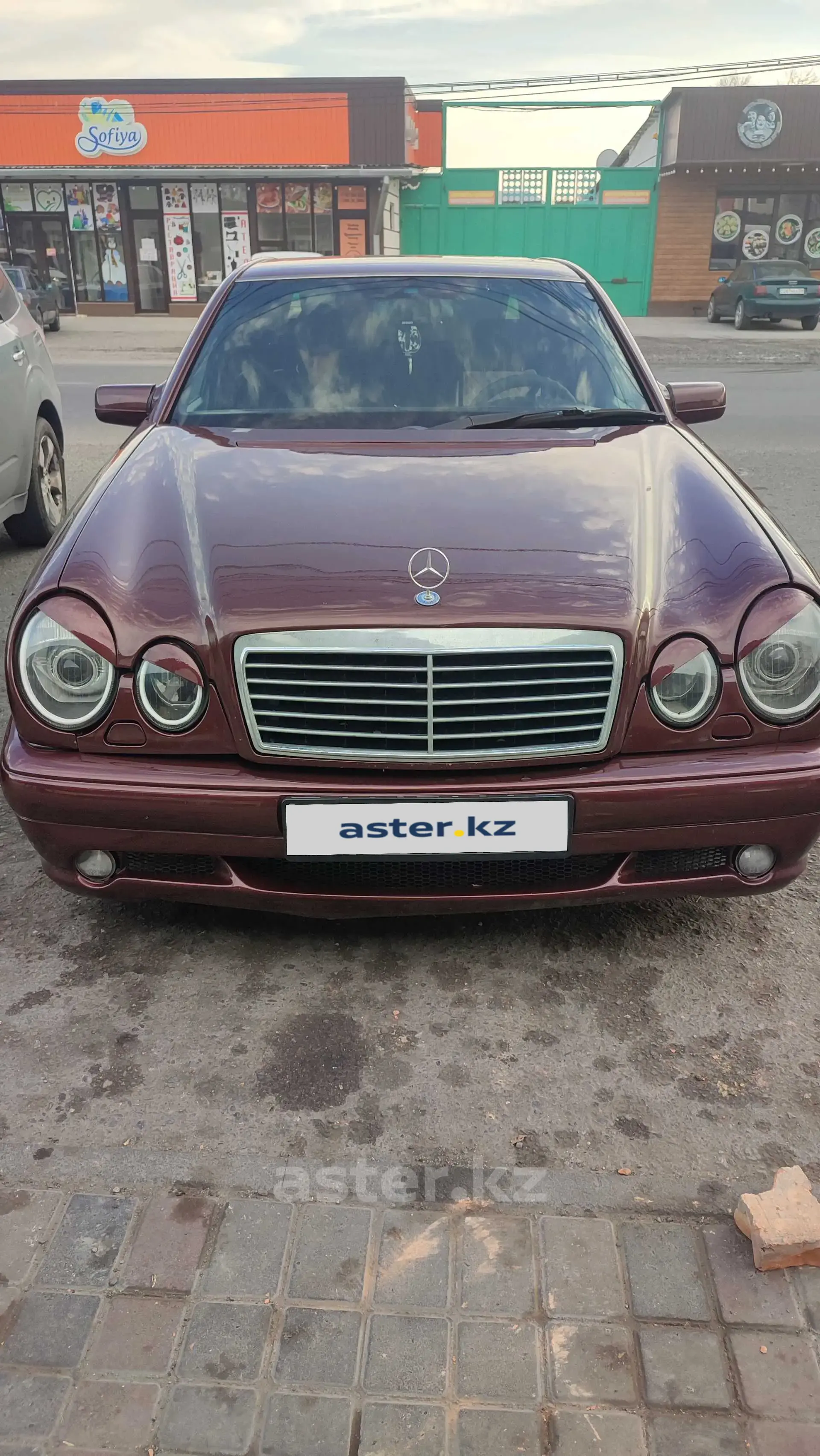 Mercedes-Benz E-Класс 1996