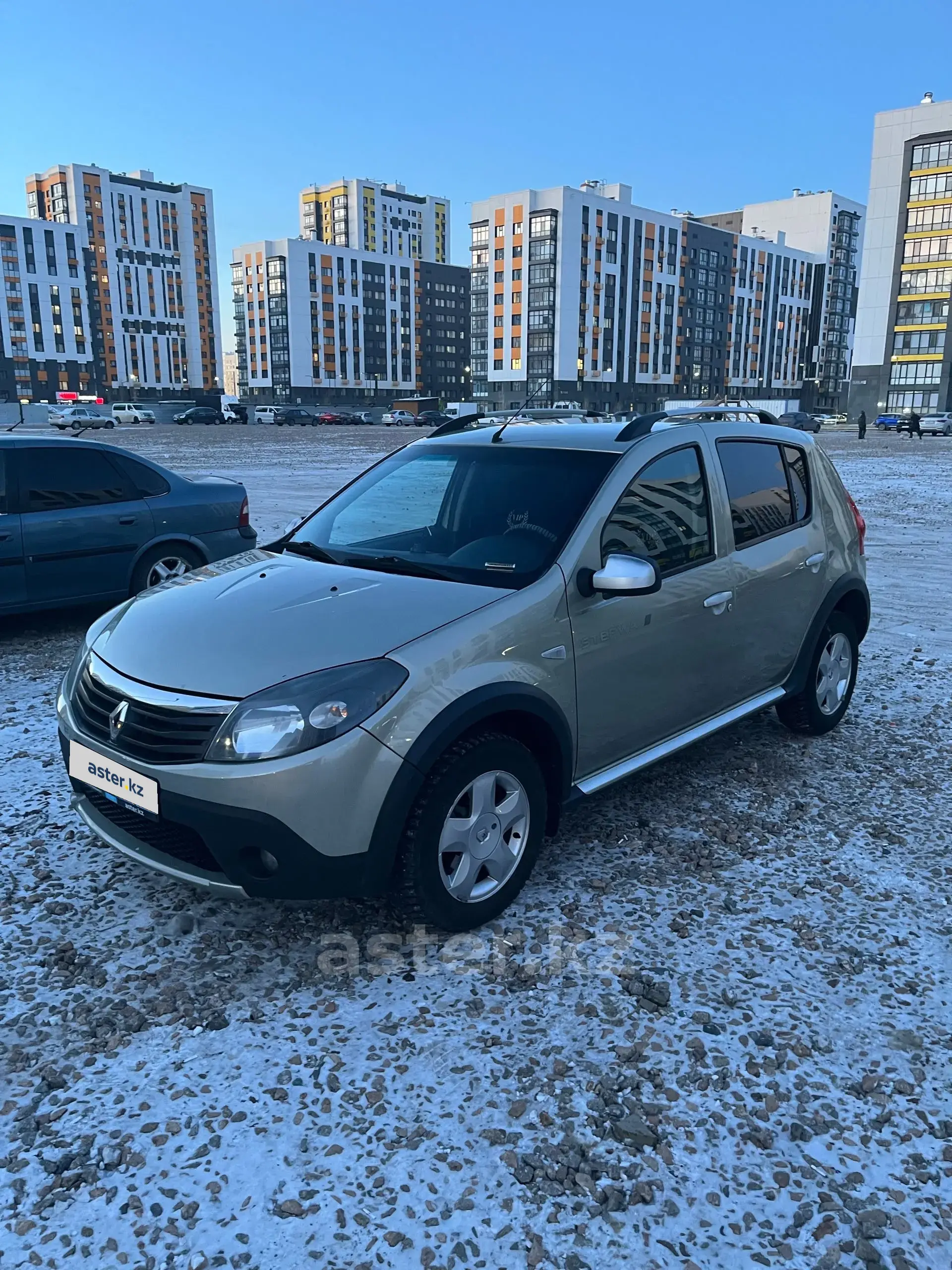 Renault Sandero 2013