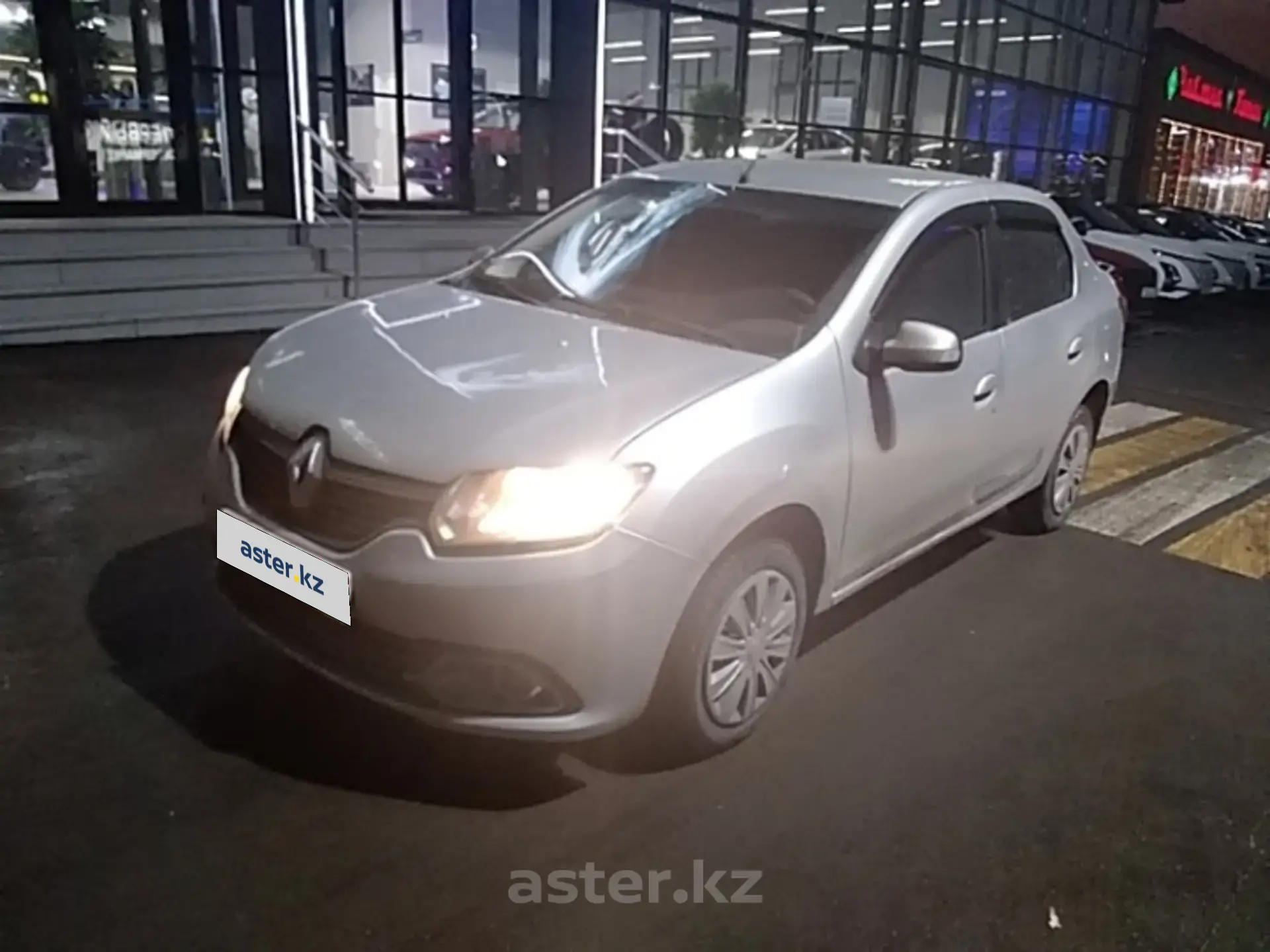 Renault Logan 2015