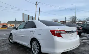 Toyota Camry 2014 года за 9 900 000 тг. в Шымкент