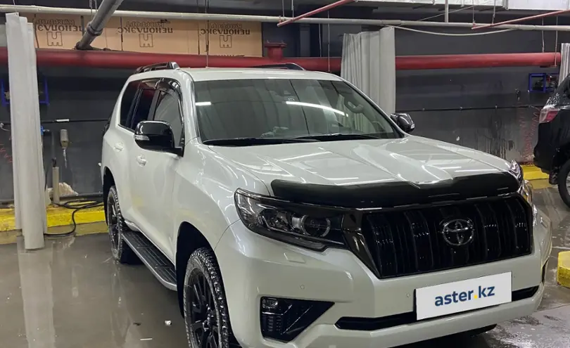 Toyota Land Cruiser Prado 2021 года за 35 500 000 тг. в Астана фото 3