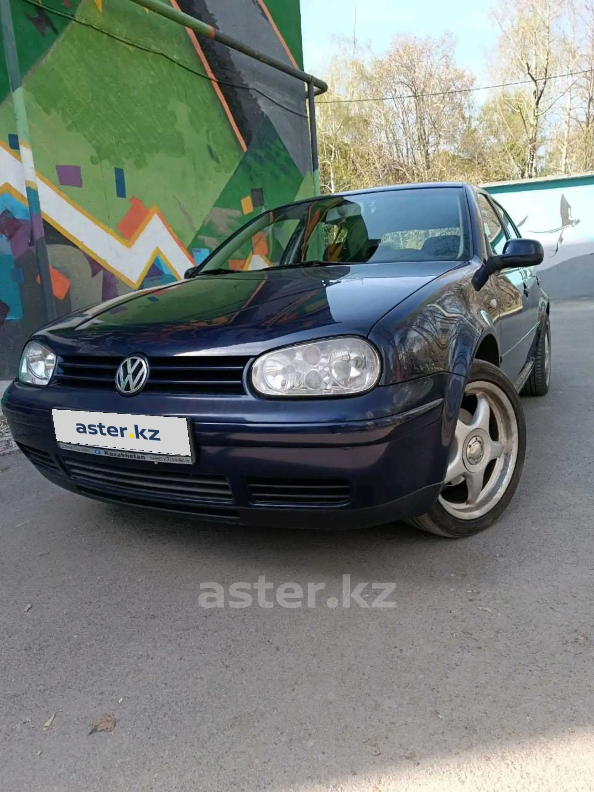 Купить Фольксваген Гольф 2000 Года