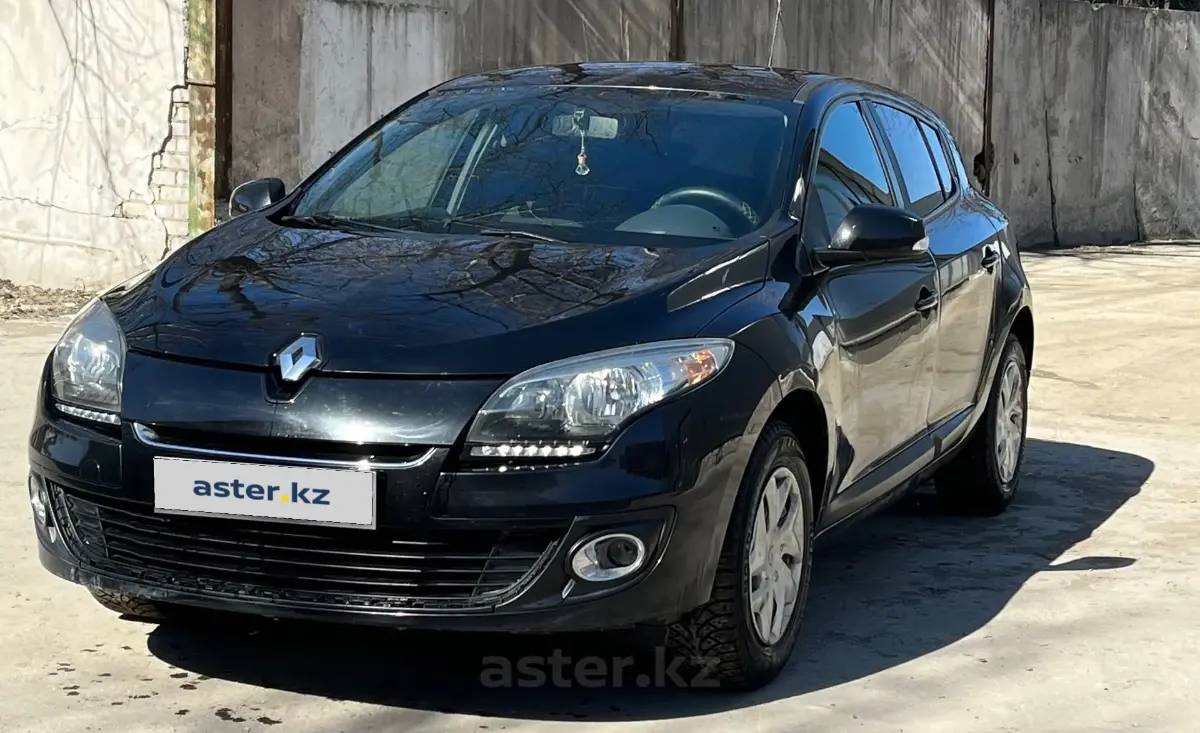 Купить Renault Megane 2013 года в Семее, цена 4600000 тенге. Продажа  Renault Megane в Семее - Aster.kz. №c814699