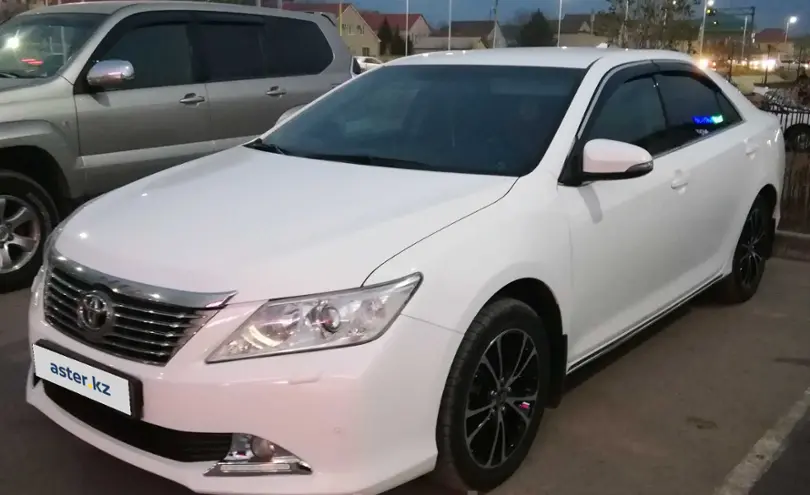 Toyota Camry 2012 года за 12 000 000 тг. в Актобе