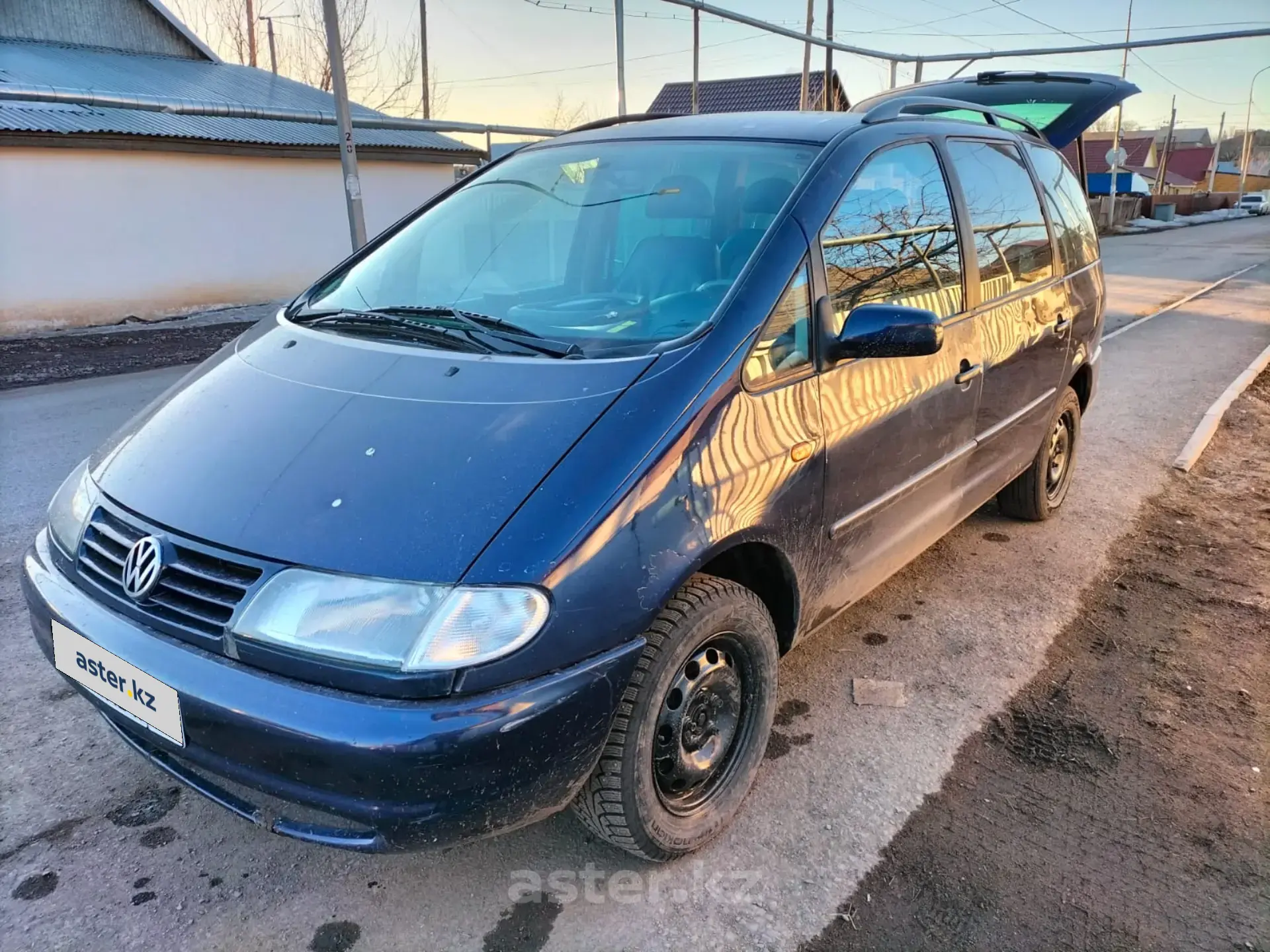 Ford galaxy 2005 год. Шаран бензин. Volkswagen sharan 2010 года. Шаран бензин. 9 tdi.