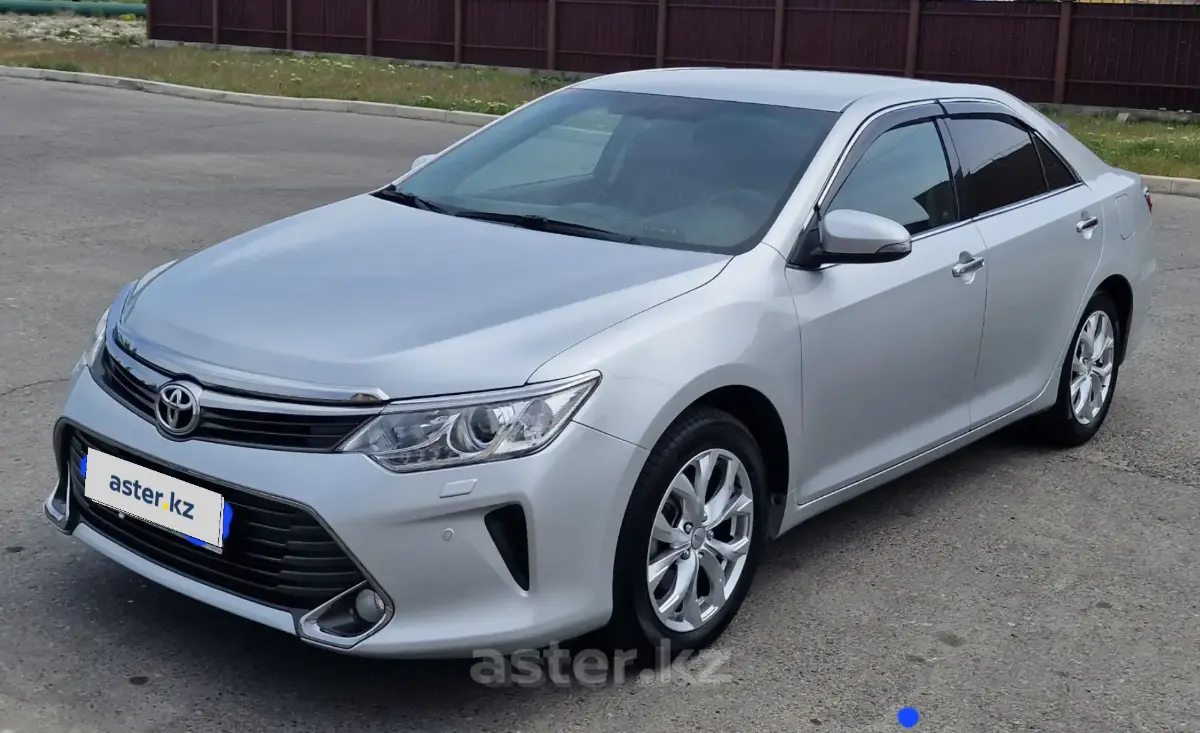 Toyota Camry 2015 года за 15 000 000 тг. в Алматы