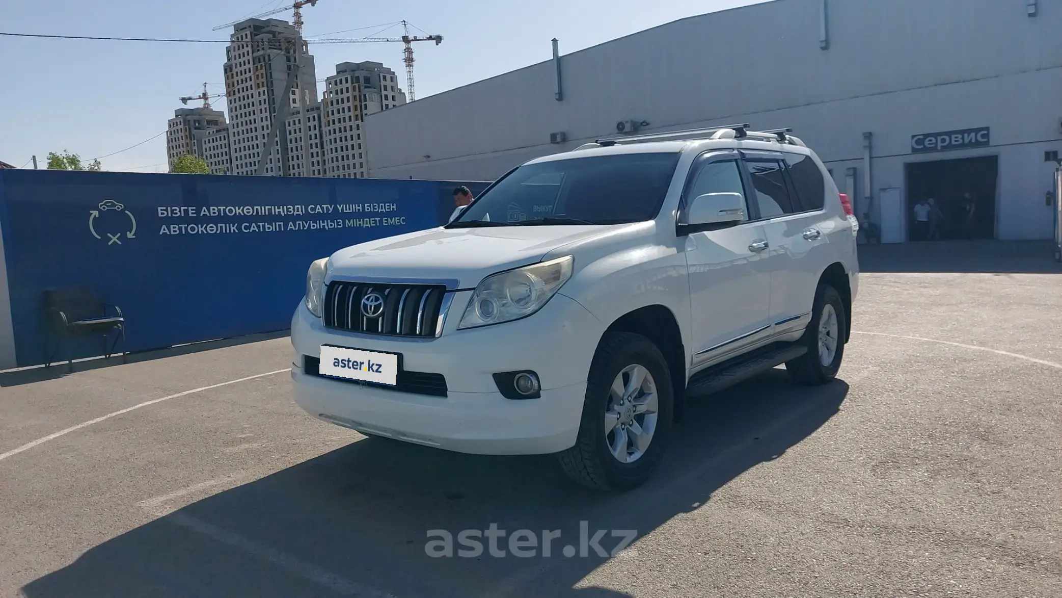 Toyota Land Cruiser Prado 2011