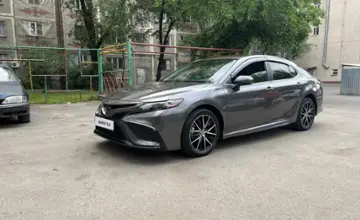 Toyota Camry 2021 года за 15 400 000 тг. в Алматинская область