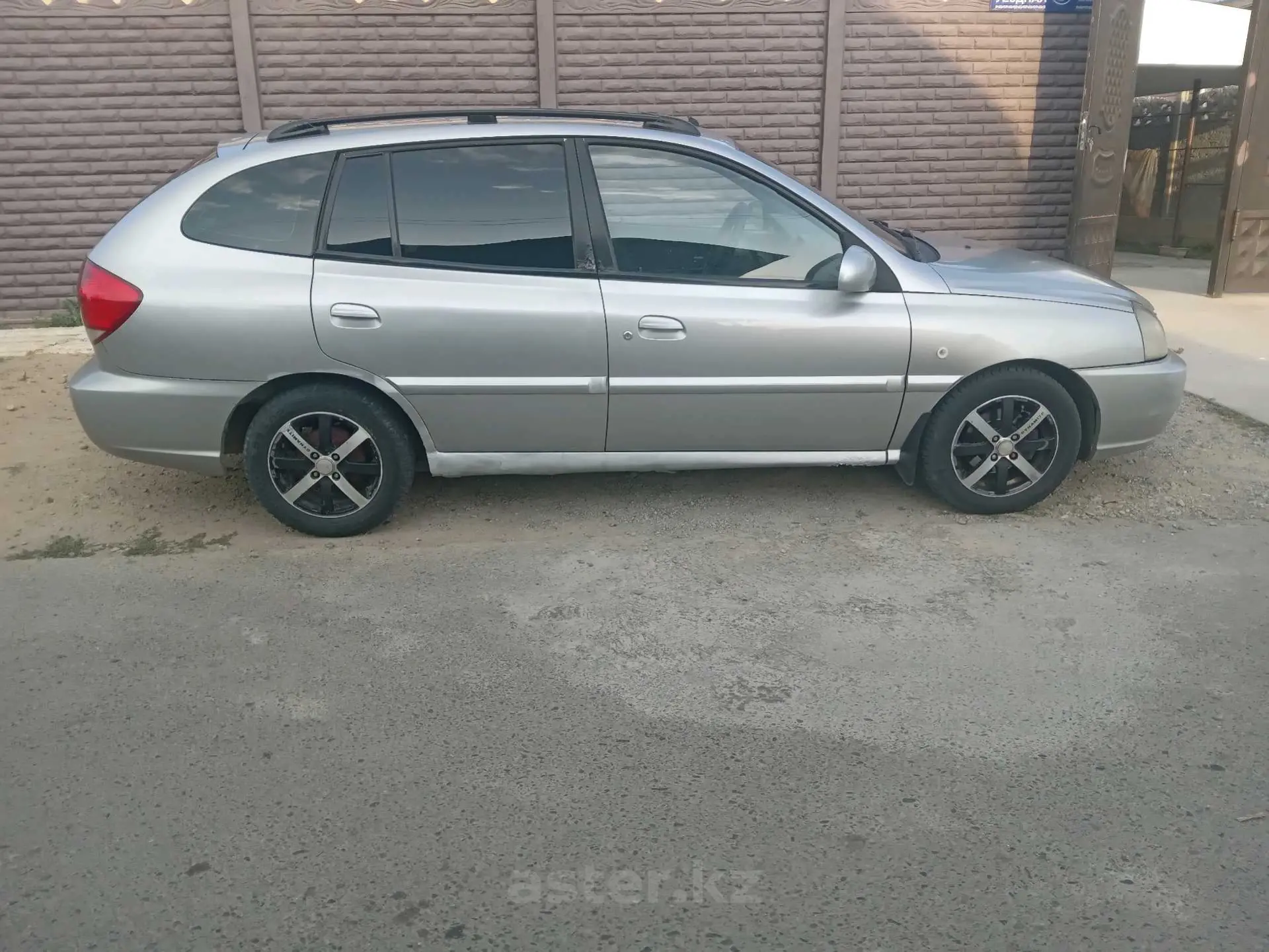 Kia Rio 2004