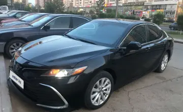 Toyota Camry 2020 года за 12 600 000 тг. в Астана
