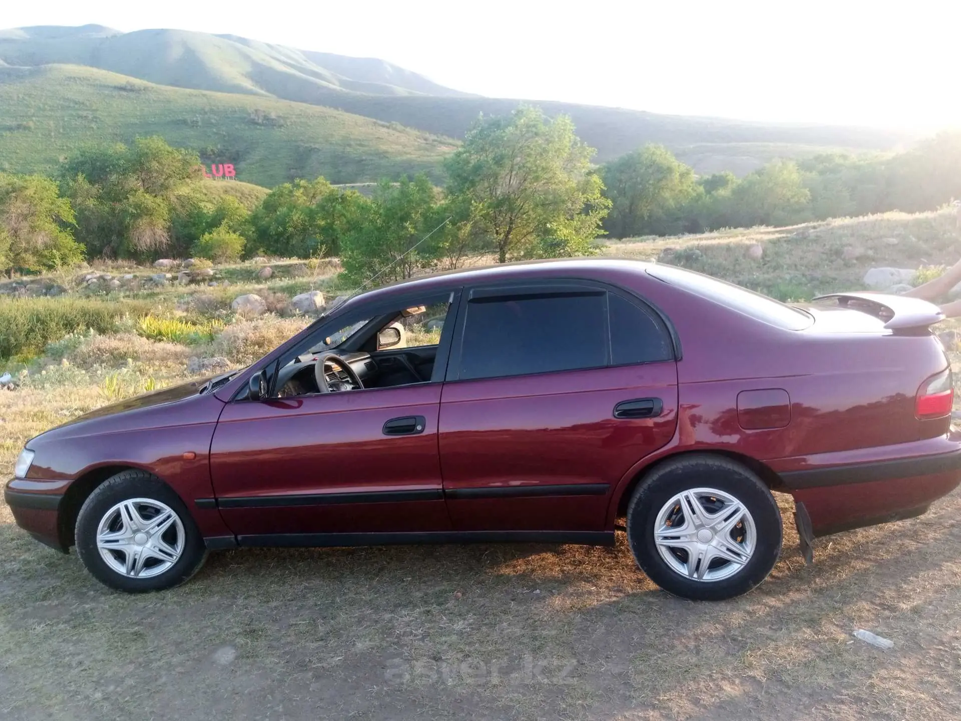 Энциклопедия Toyota Carina E