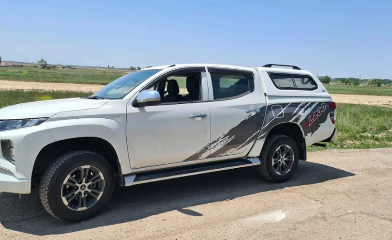 Mitsubishi L200 2022 года за 15 500 000 тг. в Алматы