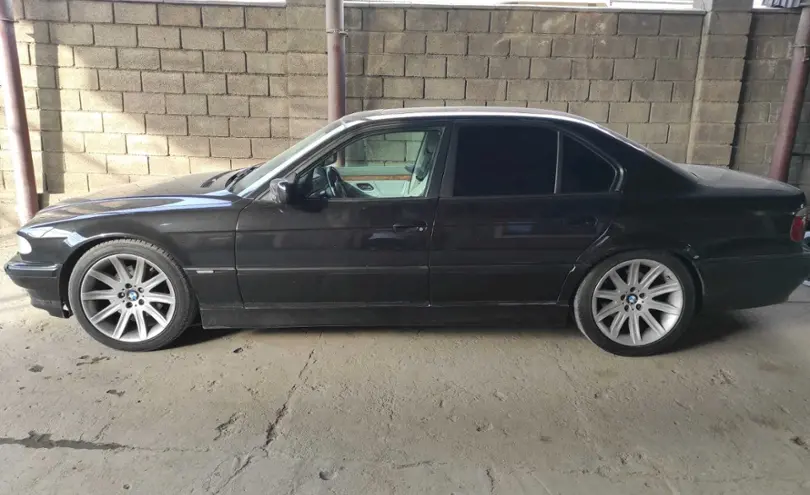 BMW 7 серии 1998 года за 5 600 000 тг. в Алматы