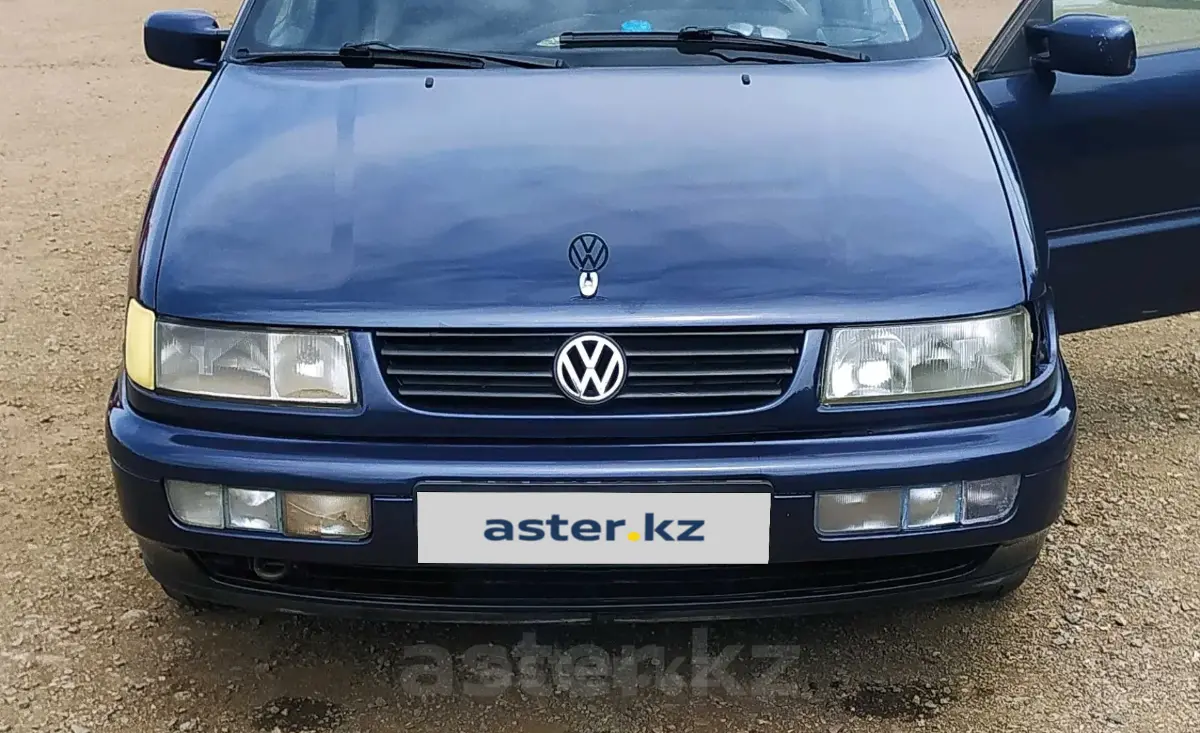 Купить Volkswagen Passat 1993 года в Кокшетау, цена 1800000 тенге. Продажа  Volkswagen Passat в Кокшетау - Aster.kz. №c849205