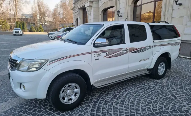 Toyota Hilux 2012 года за 12 200 000 тг. в Алматы фото 1