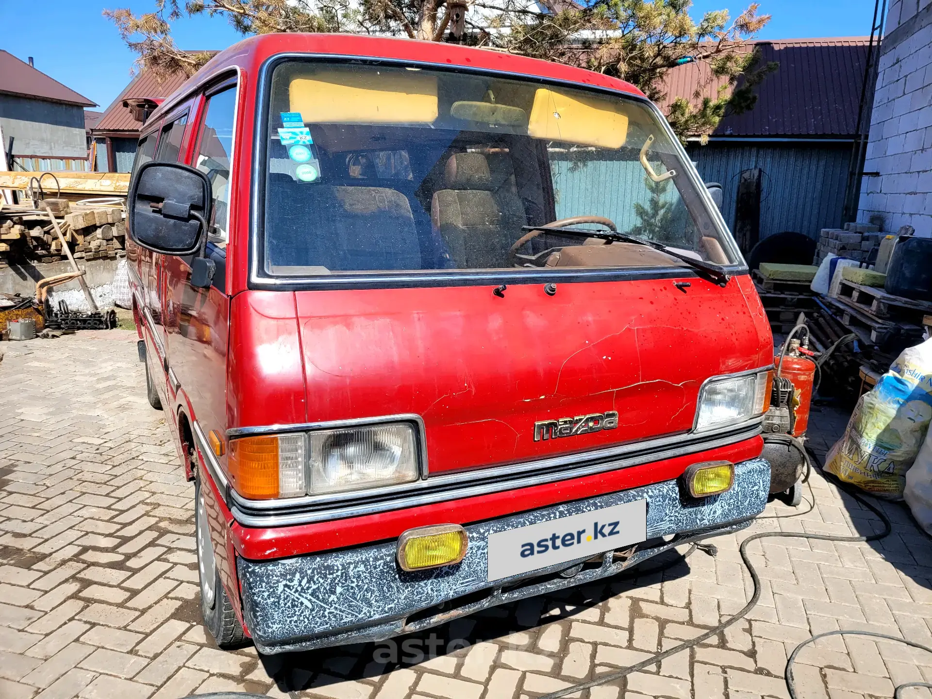 Mazda Bongo 1987