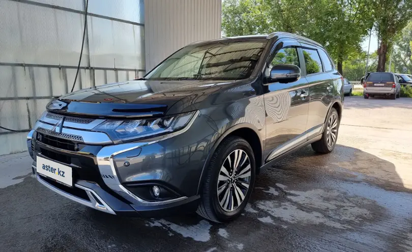 Mitsubishi Outlander 2020 года за 14 900 000 тг. в Алматы