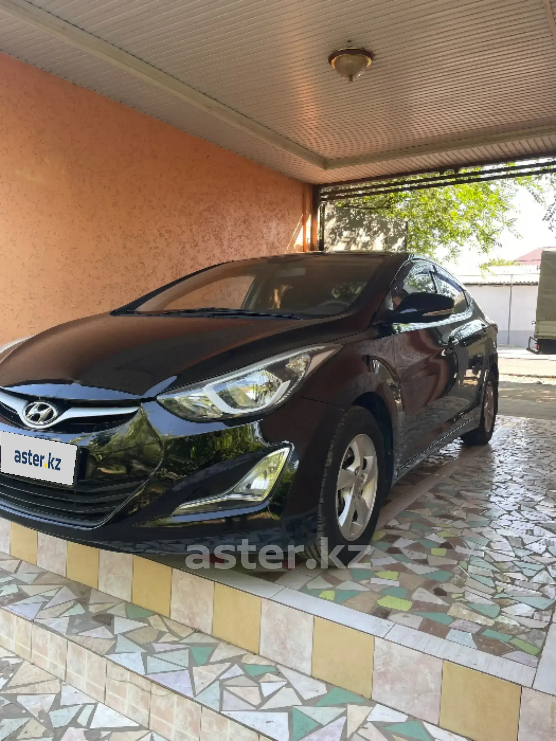 Hyundai Elantra 2014