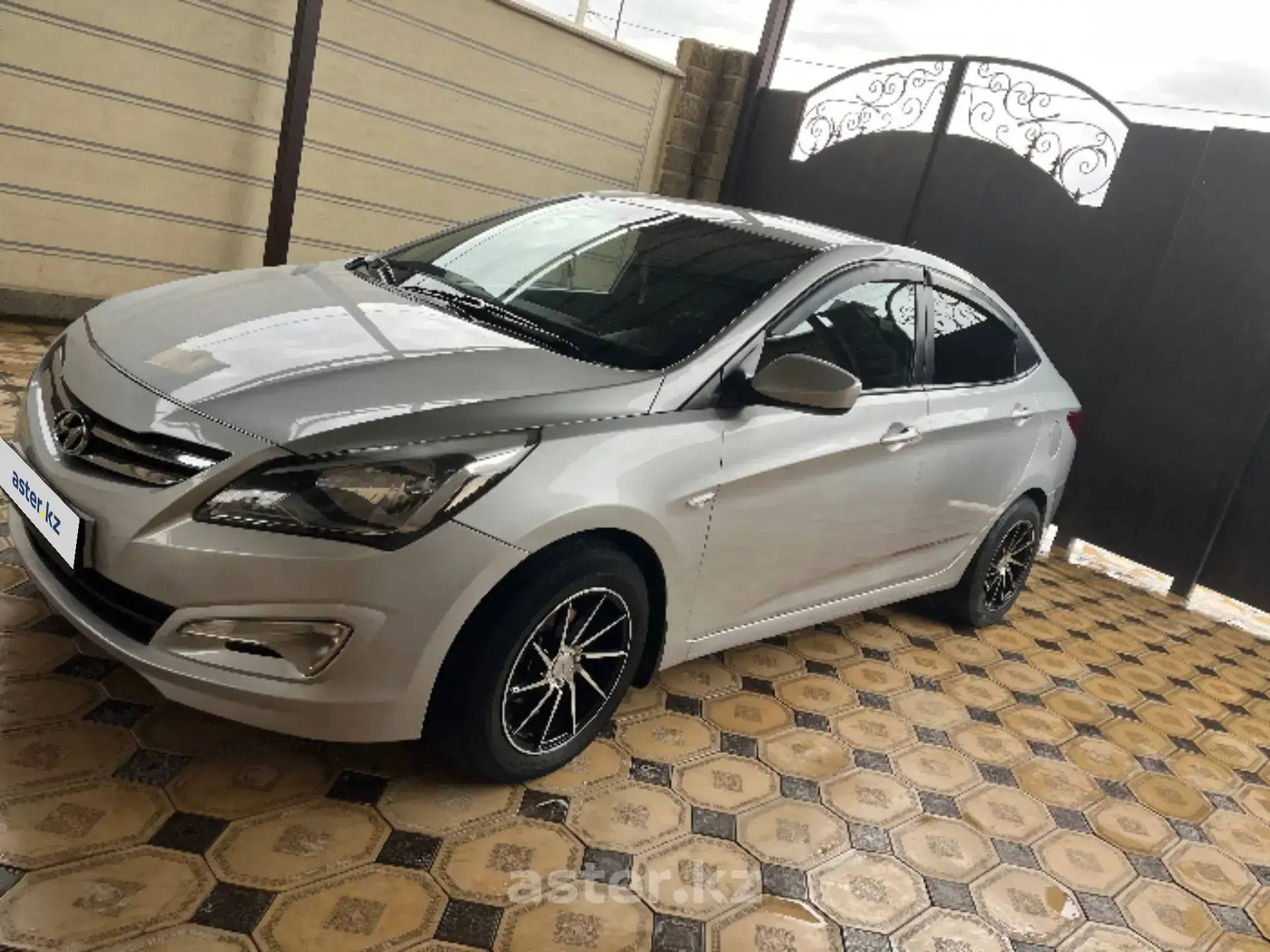 Hyundai Accent 2014