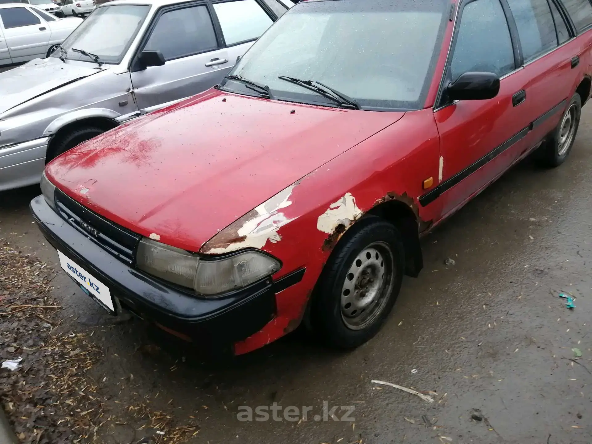 Цена ны подержанные авто в актау - Toyota Carina бензин актау - Waa2