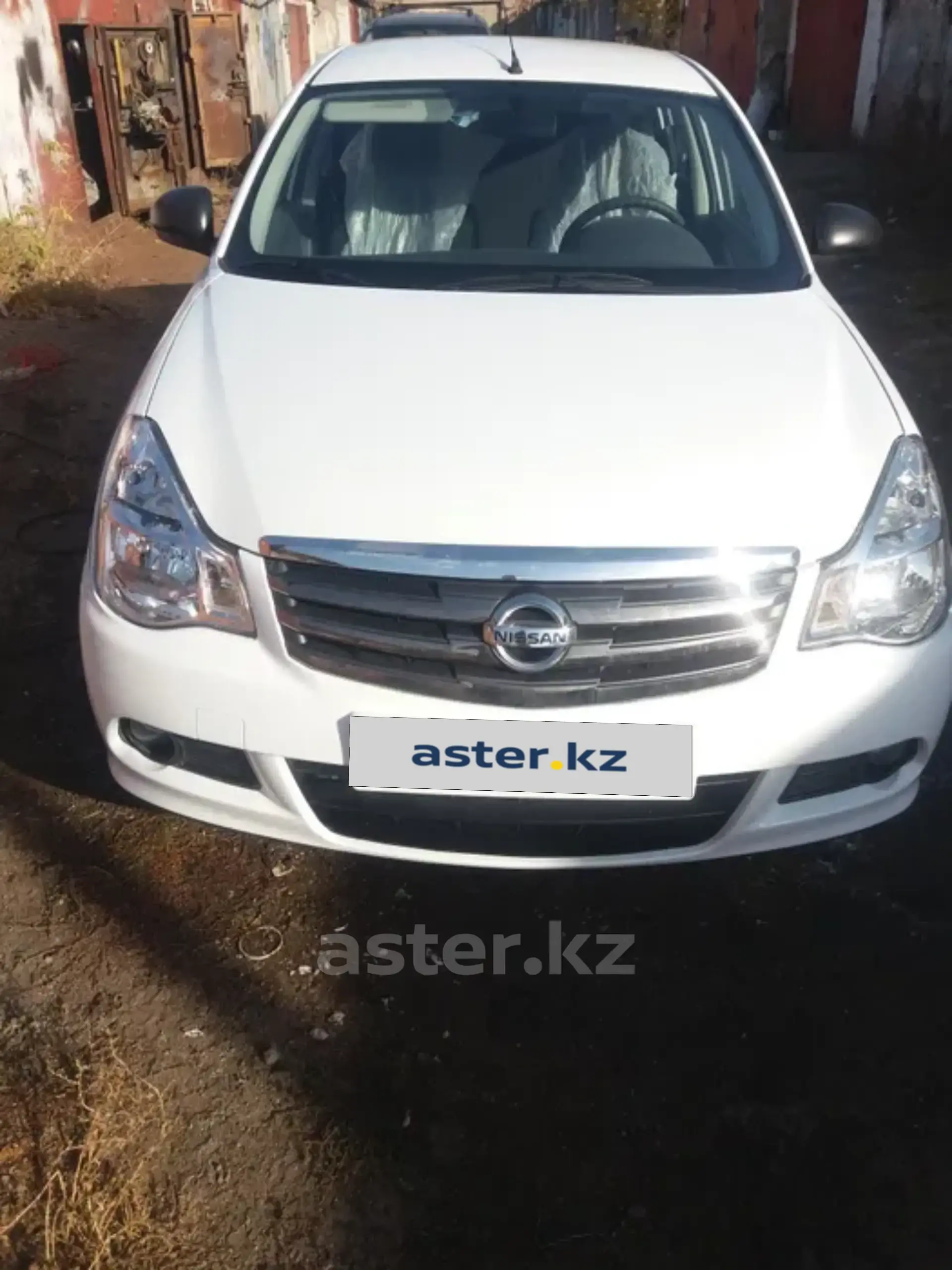 Nissan Almera 2014