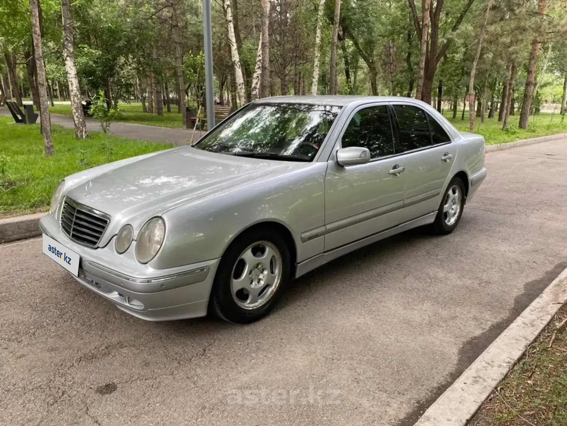 Mercedes-Benz E-Класс 2000